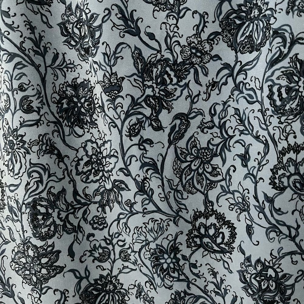 🟢Sag Harbor Blue Floral Paisley Skirt Size 4P - Picture 4 of 7